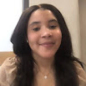 Meet your Posher, Nadia